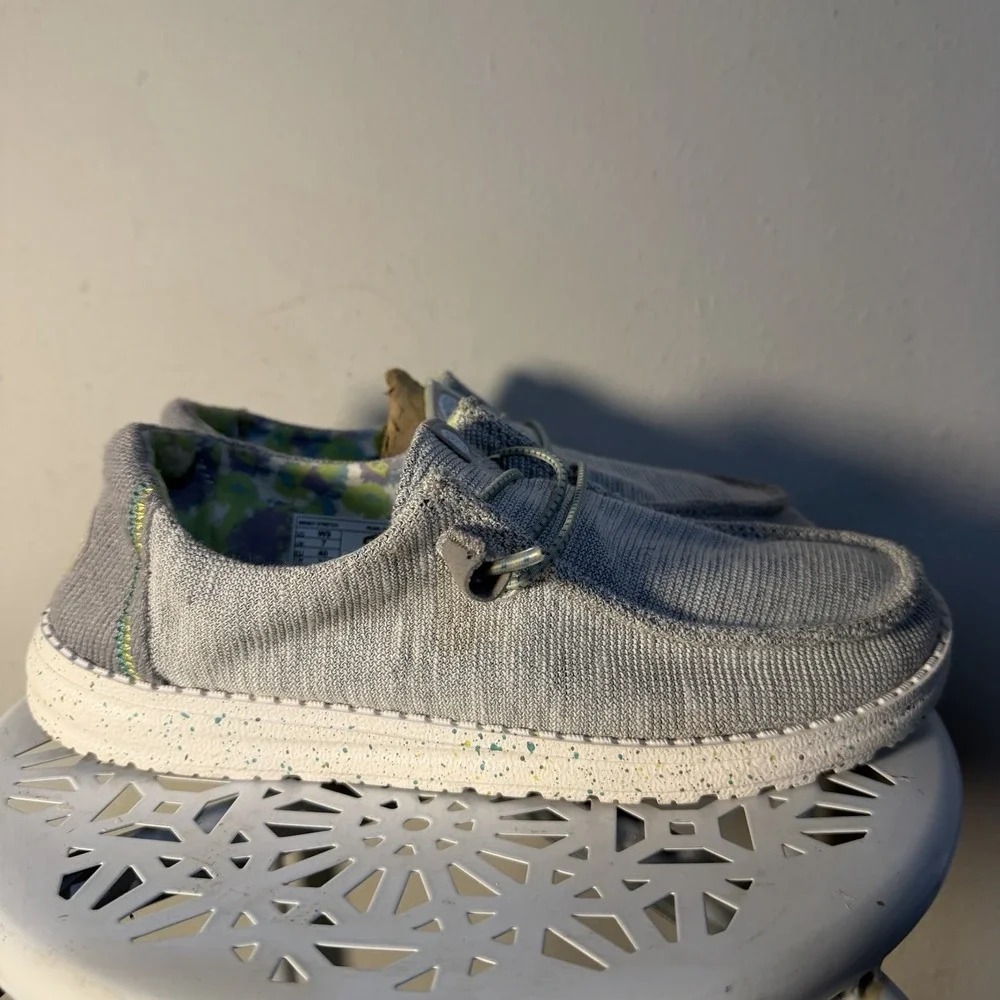 Hey Dude Womens Wendy Stretch Slip On Shoes Sz 9 Grey Pearl River Casual